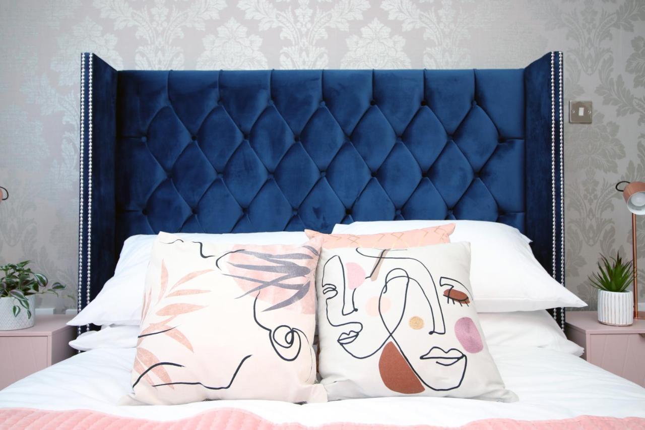 The View - Long Stay Offer - Modern Central Apartment And Parking By Cto Serviced Apartments Cardiff Extérieur photo